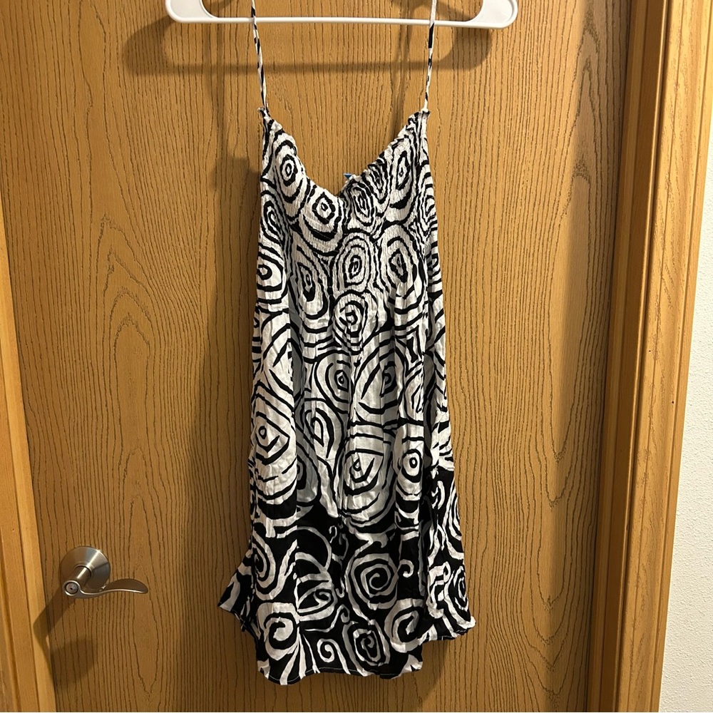 Blue Island Swim Cover Black and White Swirl Pattern Dress 100% Rayon SZ Small